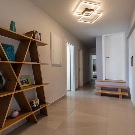 Heaven's Hill Naxos City