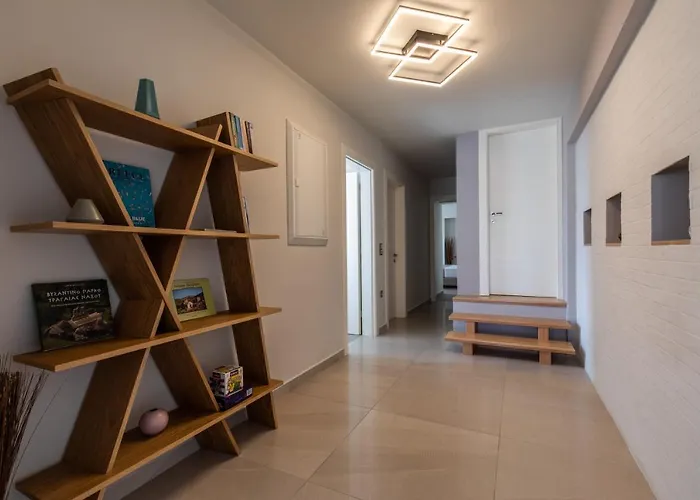 Heaven's Hill Naxos City