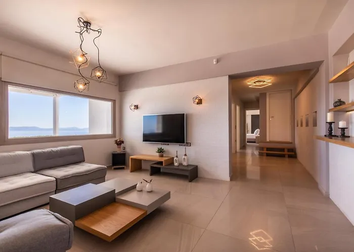 Heaven's Hill Naxos City