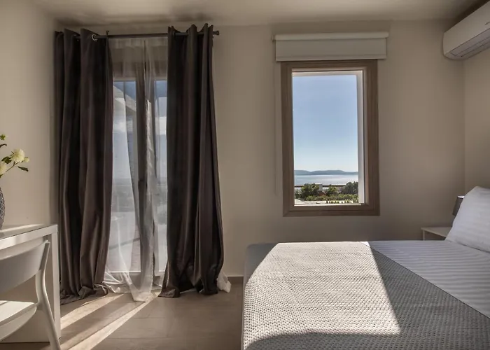 Heaven's Hill Naxos City